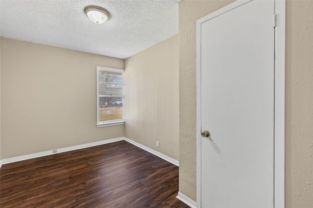 6305 Chapman Drive, Greenville, TX 75402