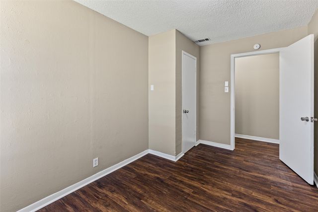6305 Chapman Drive, Greenville, TX 75402