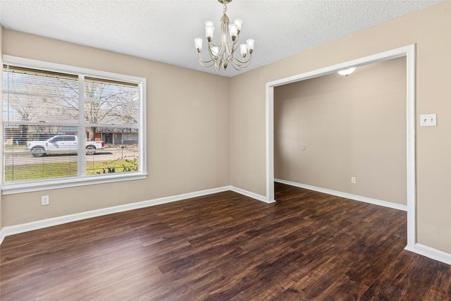 6305 Chapman Drive, Greenville, TX 75402