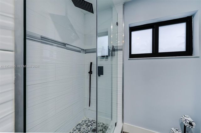 10870 SW 106th Ave, Miami, FL 33176