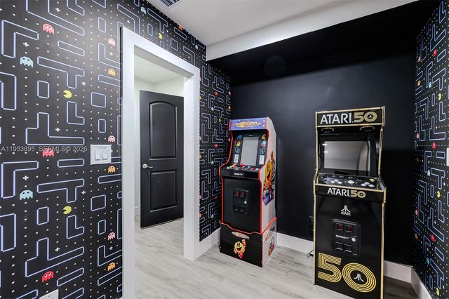 10870 SW 106th Ave, Miami, FL 33176