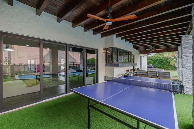 10870 SW 106th Ave, Miami, FL 33176