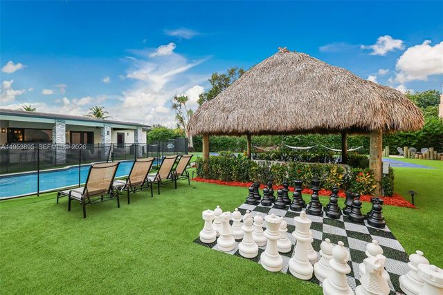 10870 SW 106th Ave, Miami, FL 33176