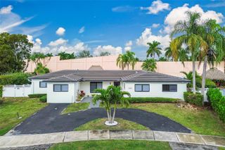 10870 SW 106th Ave, Miami, FL 33176