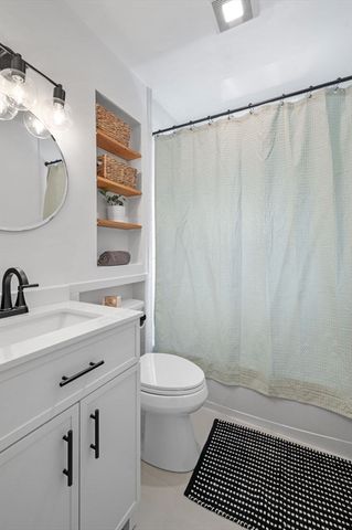 111 Chapman St 111, Watertown, MA 02472