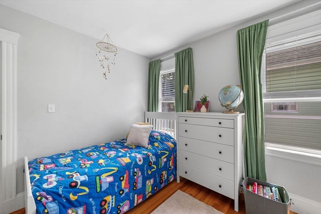 111 Chapman St 111, Watertown, MA 02472