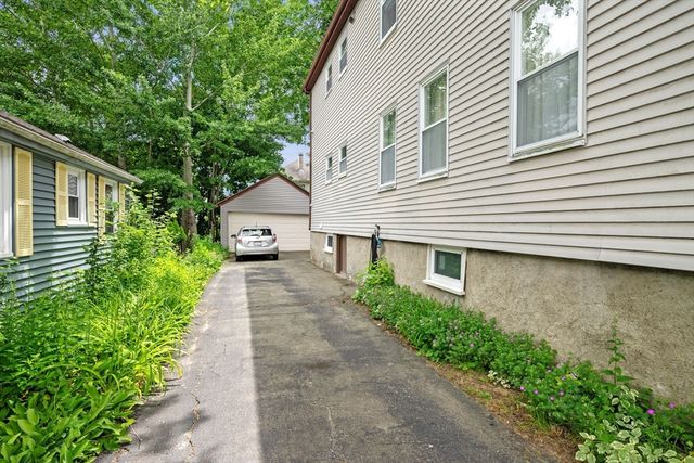 111 Chapman St 111, Watertown, MA 02472