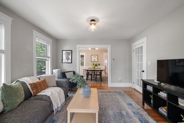 111 Chapman St 111, Watertown, MA 02472