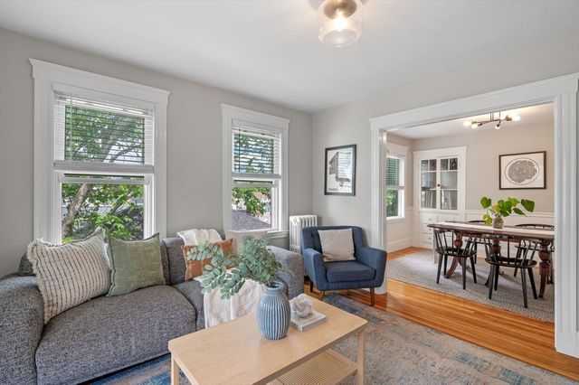 111 Chapman St 111, Watertown, MA 02472