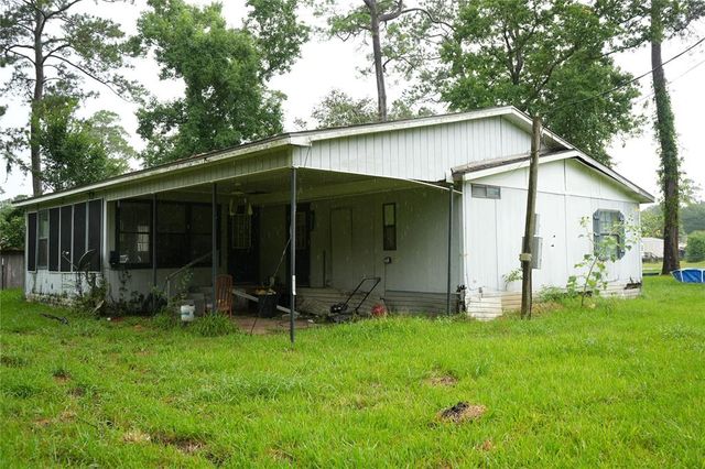 13211 Shady Lane, Old River-winfree, TX 77535
