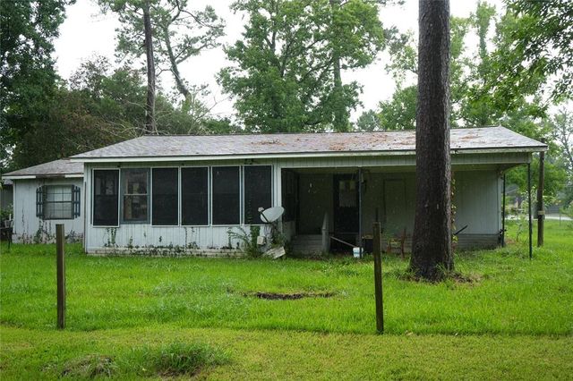 13211 Shady Lane, Old River-winfree, TX 77535
