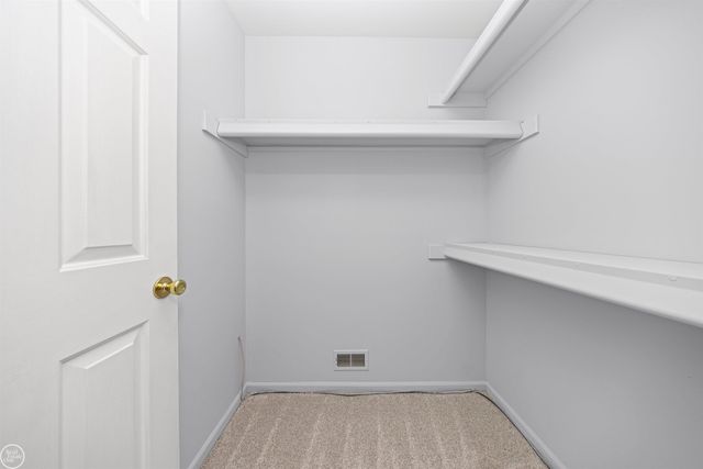 50912 Alden Drive, Macomb, MI 48044