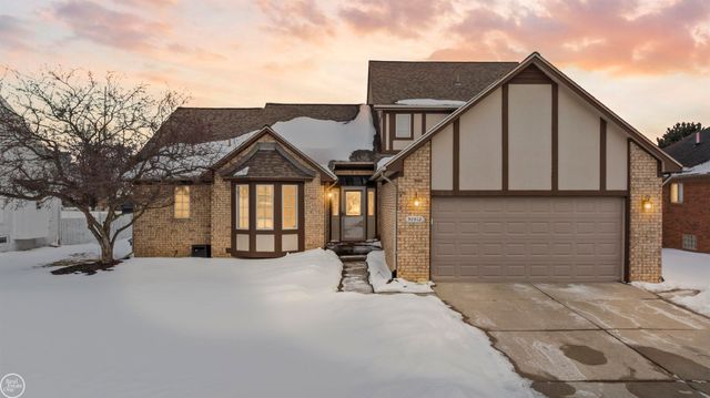 50912 Alden Drive, Macomb, MI 48044