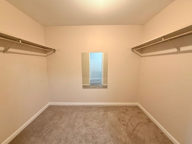 1006 Paradise Rd N-3-R, Swampscott, MA 01907