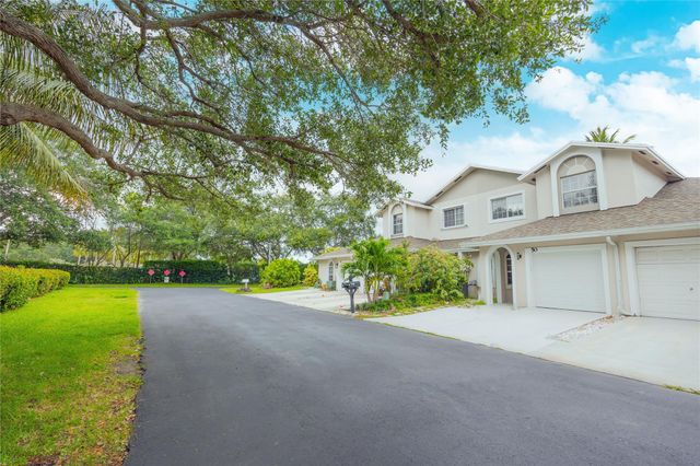 50 Desford Ln, Boynton Beach, FL 33426