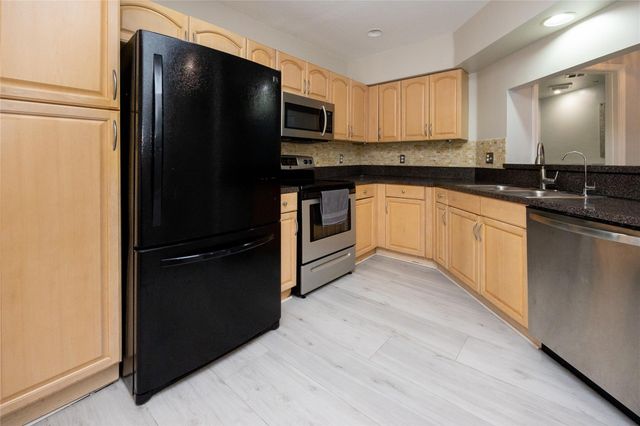 50 Desford Ln, Boynton Beach, FL 33426