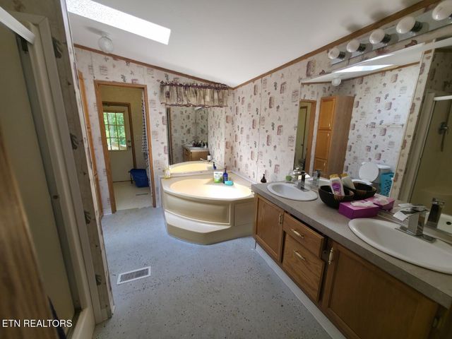 4010 Forest Trail Drive, Sevierville, TN 37876