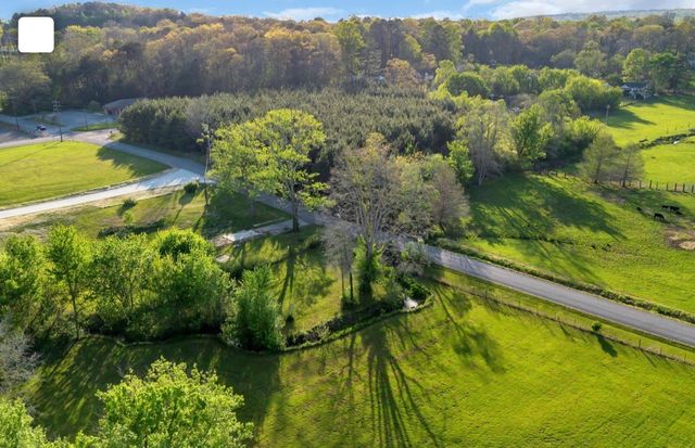 1331 Altamont St, Tracy City, TN 37387