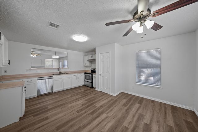 1024 Lake Trail Drive, Little Elm, TX 75068