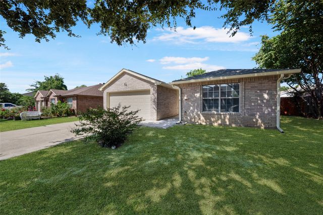 1024 Lake Trail Drive, Little Elm, TX 75068