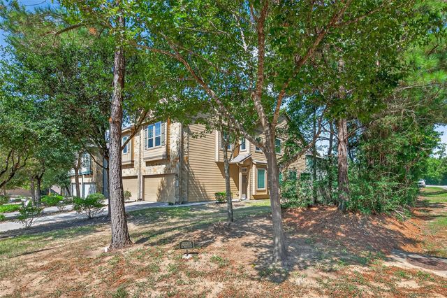 137 Cheswood Manor, The Woodlands, TX 77382