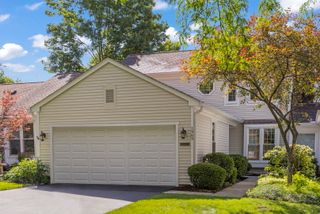 1969 Wexford Circle 1969, Wheaton, IL 60189