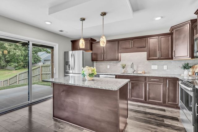 246 Stone Bluff Way, Clarksville, TN 37040