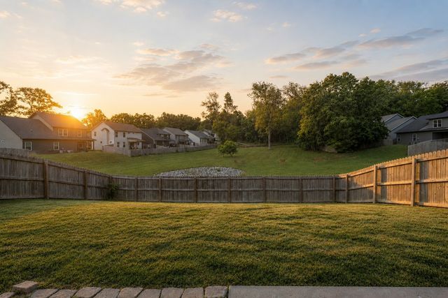 246 Stone Bluff Way, Clarksville, TN 37040