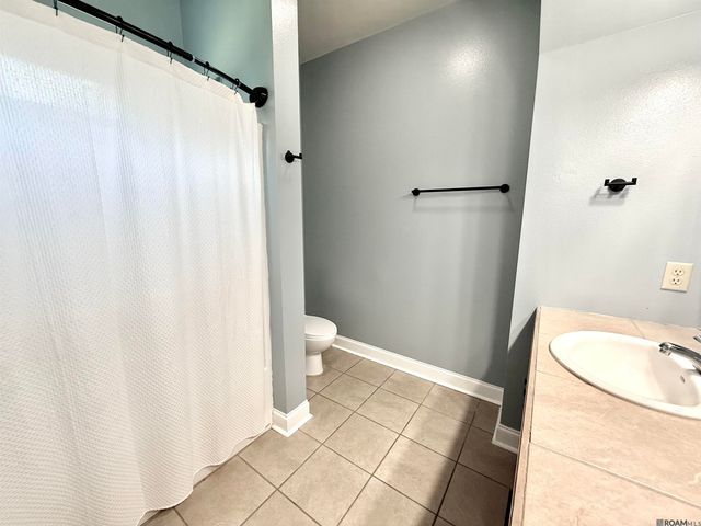 16918 Watkins Rd, Walker, LA 70785