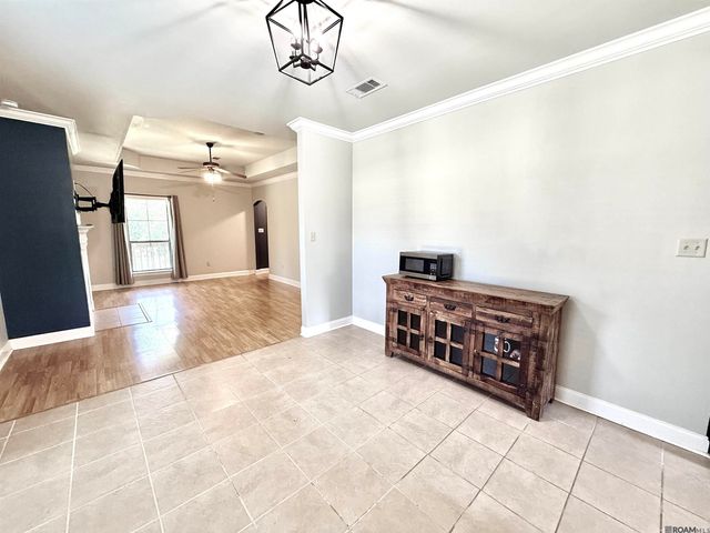 16918 Watkins Rd, Walker, LA 70785