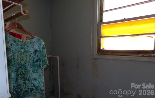 1905 Little Creek Road, Burnsville, NC 28714