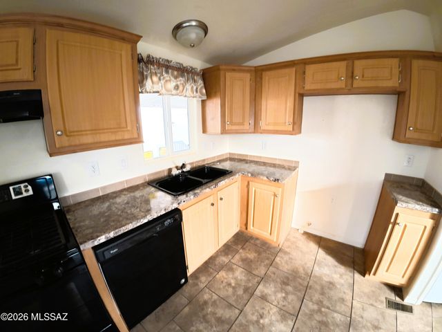 3833 N Fairview Ave Unit 76, Tucson, AZ 85705