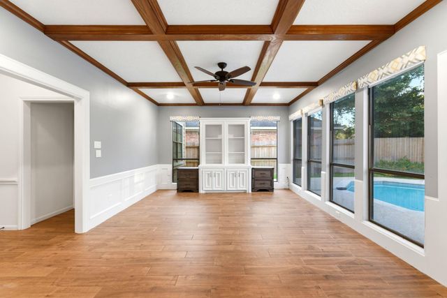 5626 Spring Lodge Drive, Houston, TX 77345