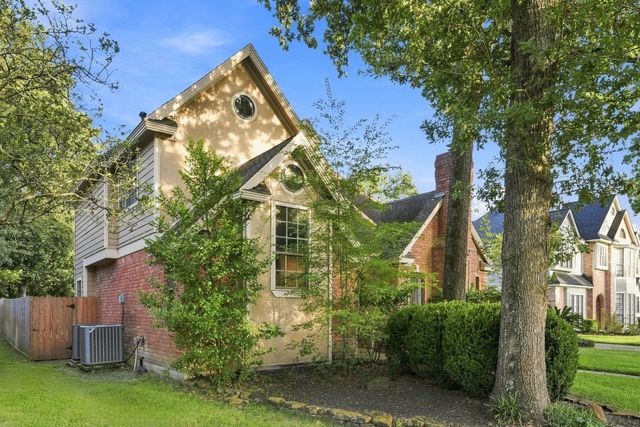 5626 Spring Lodge Drive, Houston, TX 77345