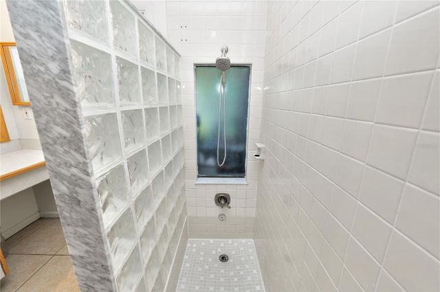 2009 HELM LANE, Valrico, FL 33594