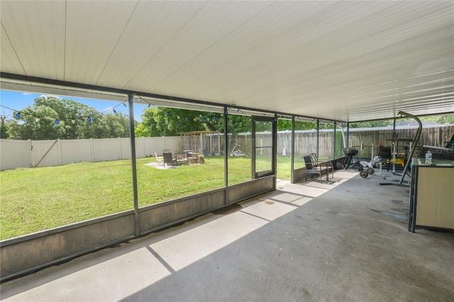 2009 HELM LANE, Valrico, FL 33594