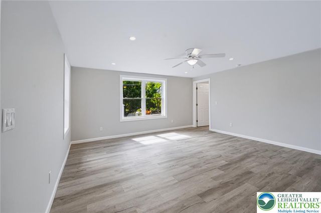 3105 Washington Street, Bethlehem Twp, PA 18020