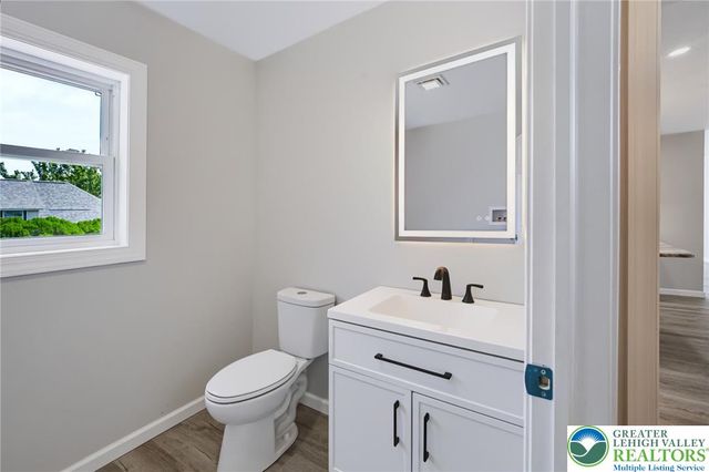 3105 Washington Street, Bethlehem Twp, PA 18020