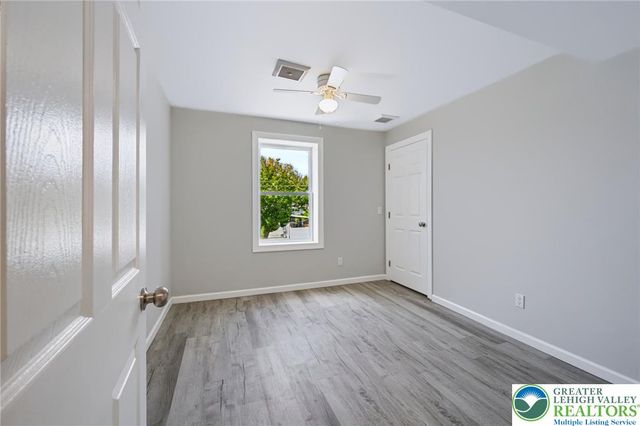 3105 Washington Street, Bethlehem Twp, PA 18020