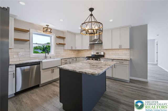 3105 Washington Street, Bethlehem Twp, PA 18020
