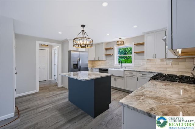 3105 Washington Street, Bethlehem Twp, PA 18020