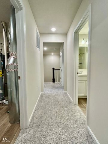 6776 Seabiscuit Road, Whitestown, IN 46075