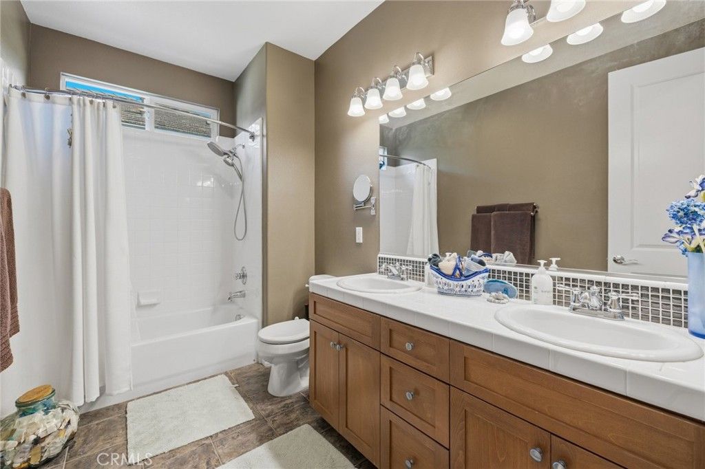 Image 26 of property listing at 1441 Seabridge Lane, Oxnard, CA 93035