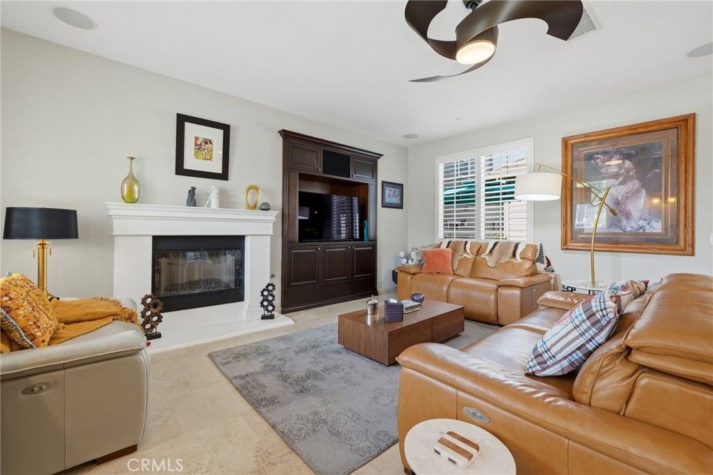 Image 6 of property listing at 1441 Seabridge Lane, Oxnard, CA 93035