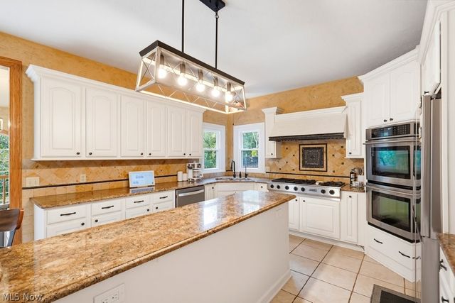 8808 Eastlynn Avenue NW, Massillon, OH 44646