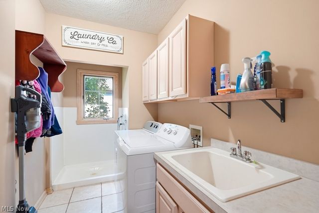 8808 Eastlynn Avenue NW, Massillon, OH 44646