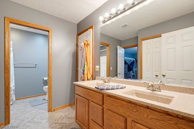 8808 Eastlynn Avenue NW, Massillon, OH 44646