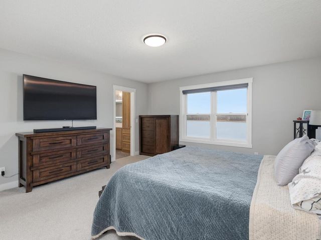 11619 E Laketowne Drive, Albertville, MN 55301