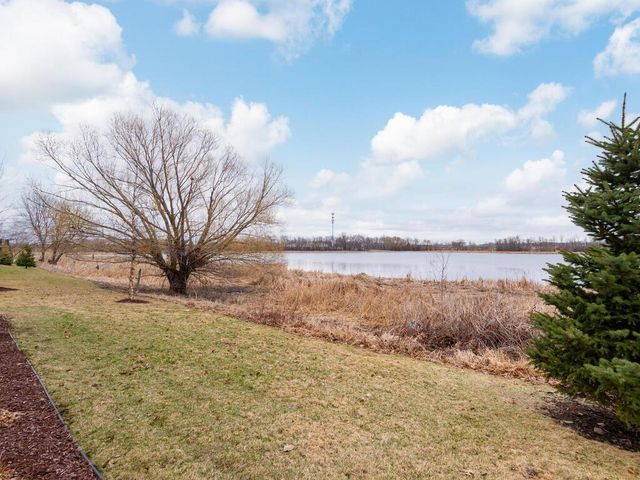 11619 E Laketowne Drive, Albertville, MN 55301