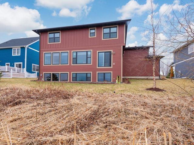 11619 E Laketowne Drive, Albertville, MN 55301